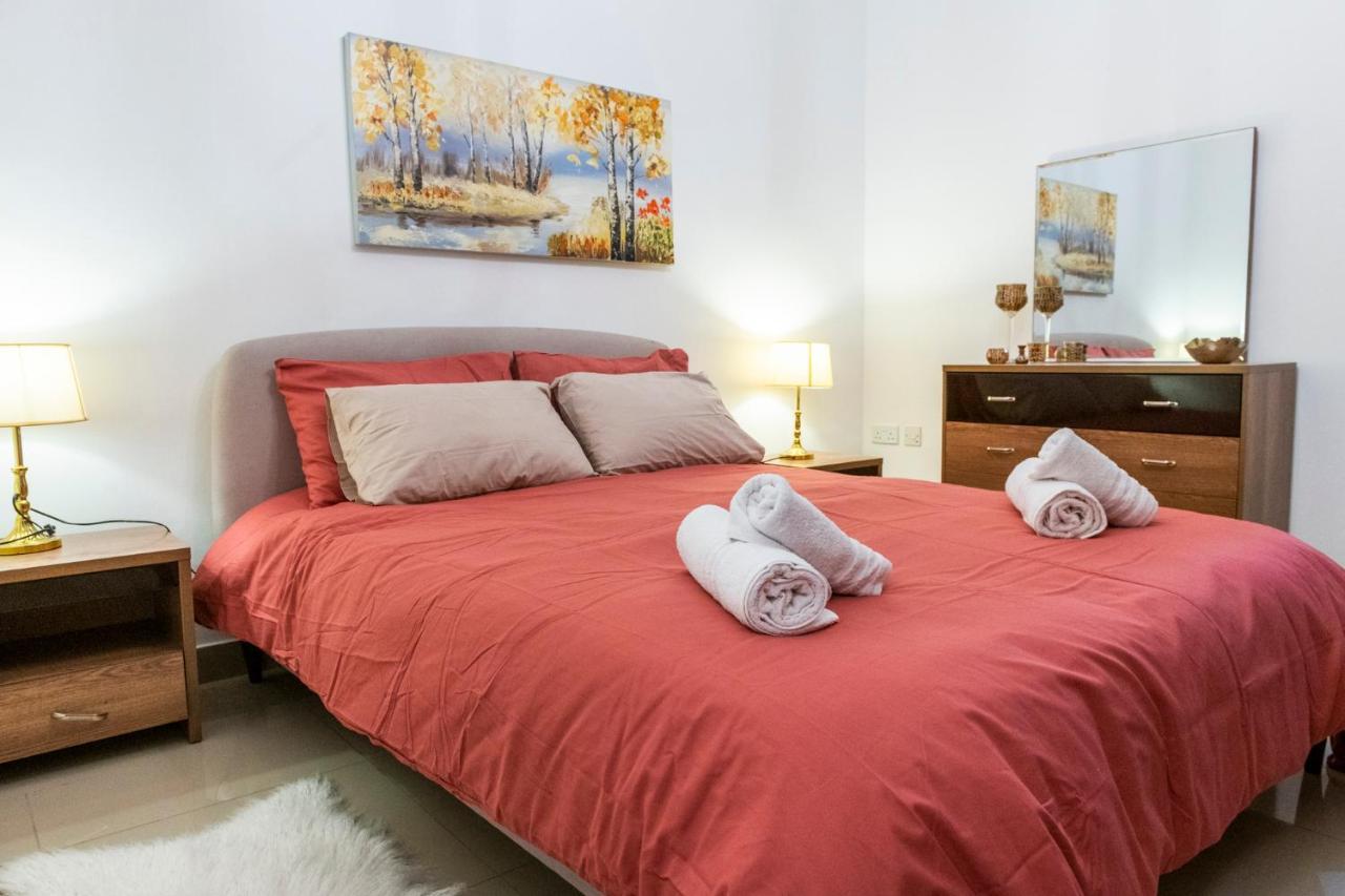 Rua Cosy Apartment Слима Екстериор снимка