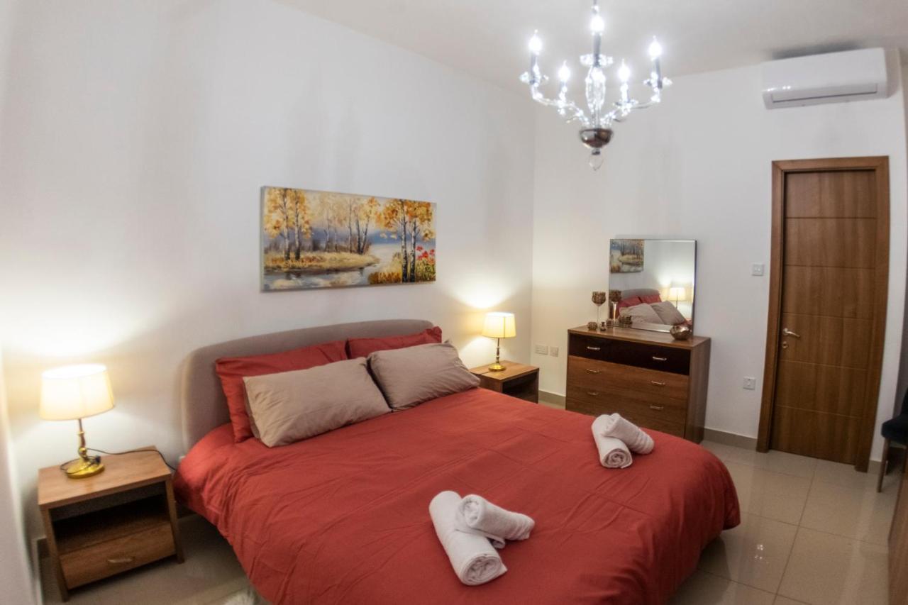 Rua Cosy Apartment Слима Екстериор снимка