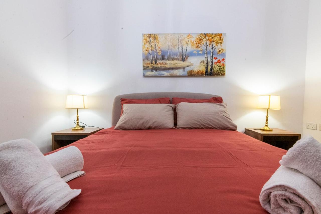Rua Cosy Apartment Слима Екстериор снимка